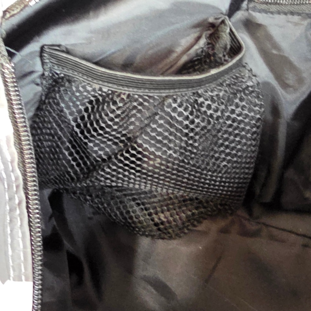 Think Royln Wingman Bag Large Grey Camo Neon Yellow Quilted Puffer Tote  Travel - Picture 4 of 8